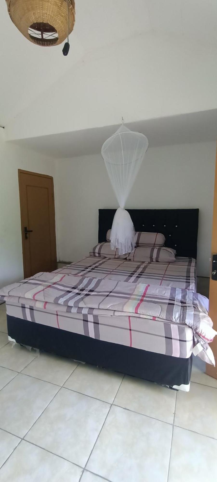 Lingkung Park Tetebatu Apartment Room photo